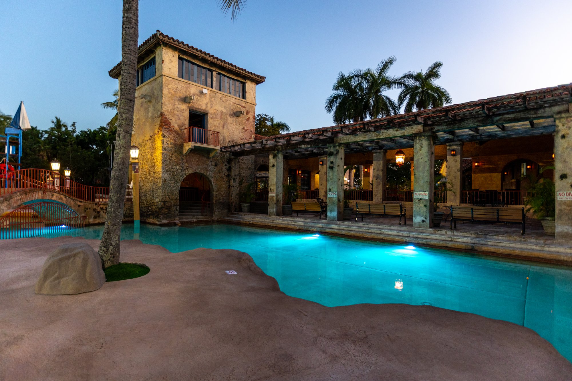 Venetian Pool 25