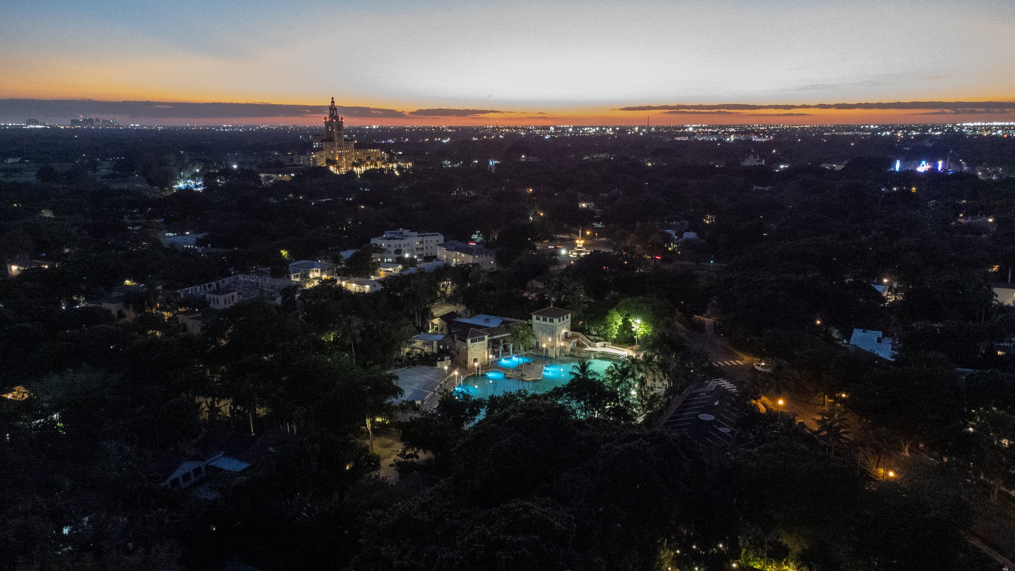 Venetian Pool 60