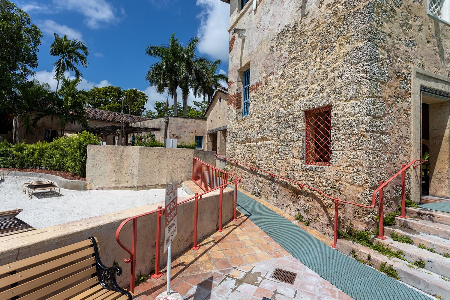 Venetian Pool 68