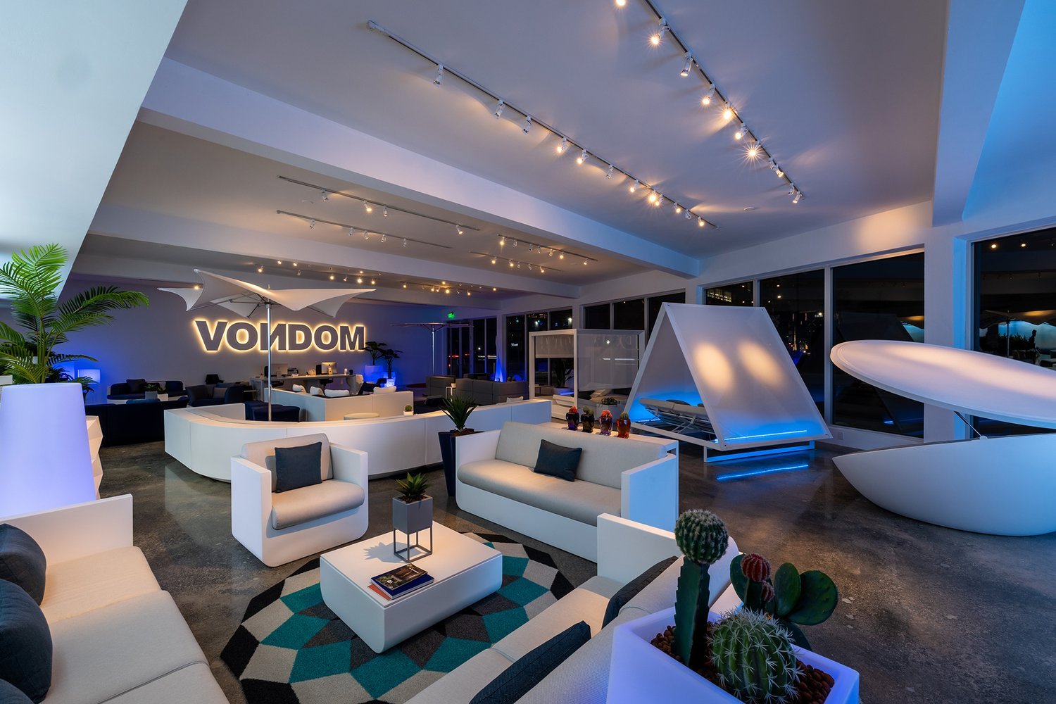 Vondom - Outdoor Furniture 3